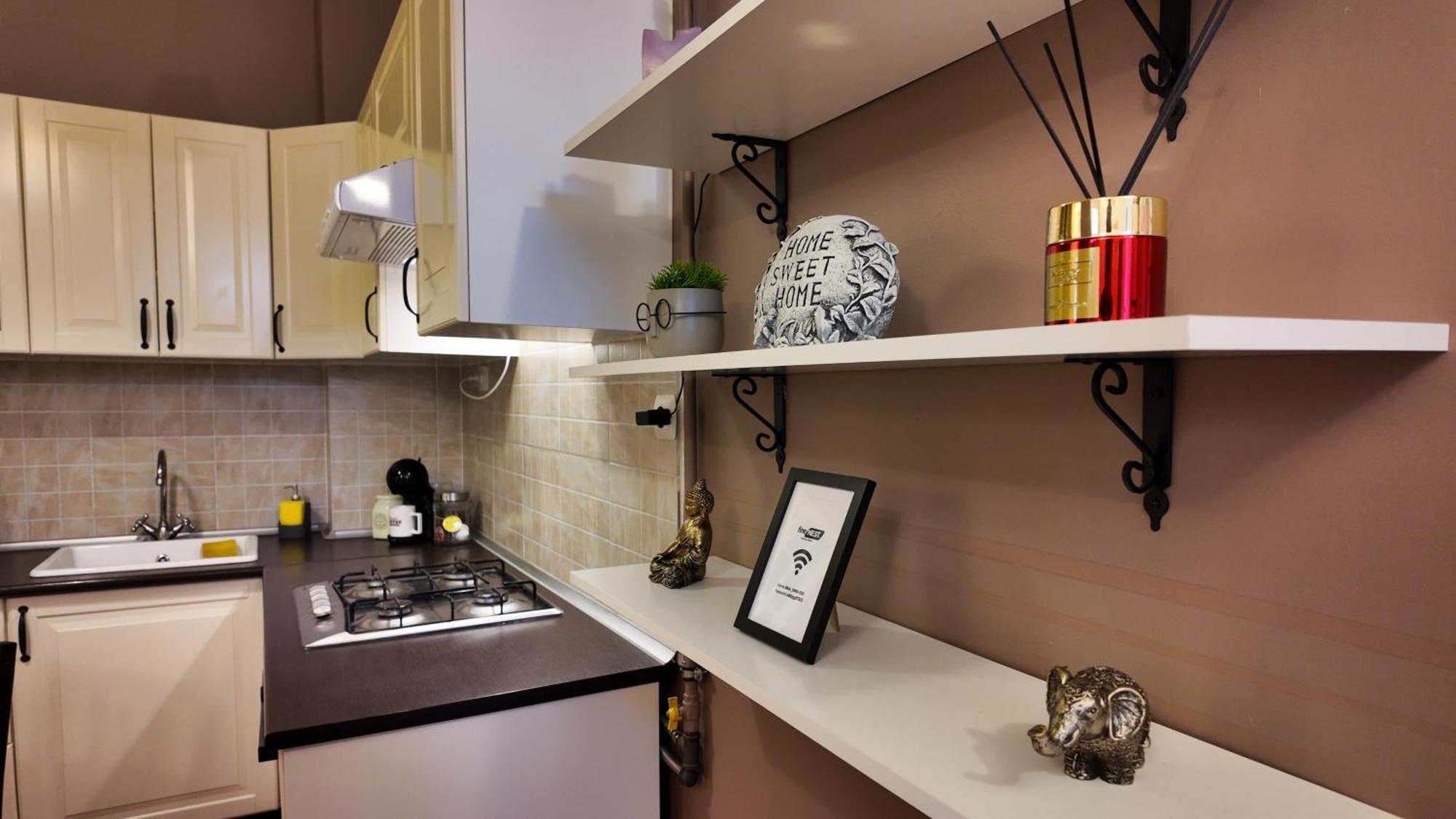Intimo Oldtown Romantic Apartment Брашов Экстерьер фото