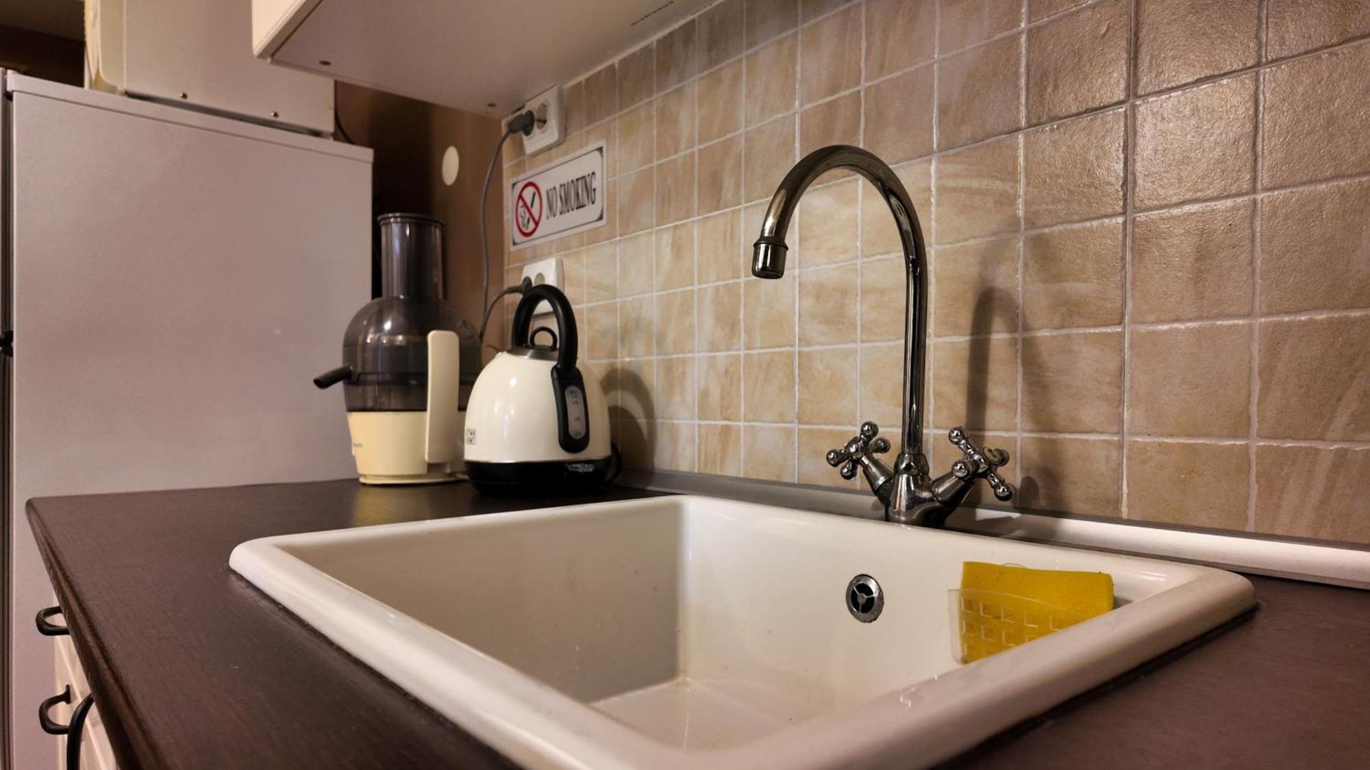 Intimo Oldtown Romantic Apartment Брашов Экстерьер фото